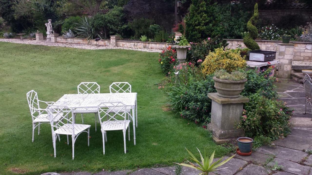 West Wing D'Isney Place. Lincoln Extérieur photo