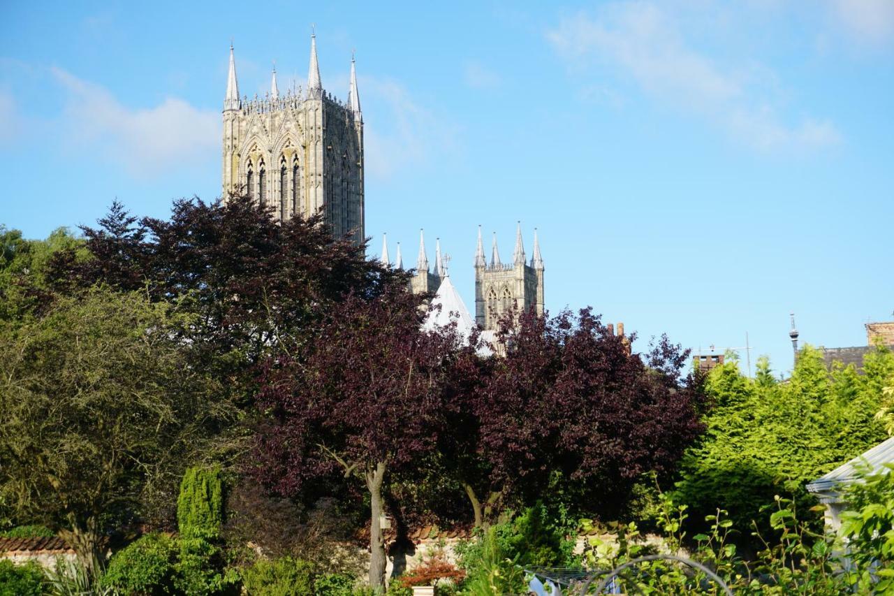 West Wing D'Isney Place. Lincoln Extérieur photo