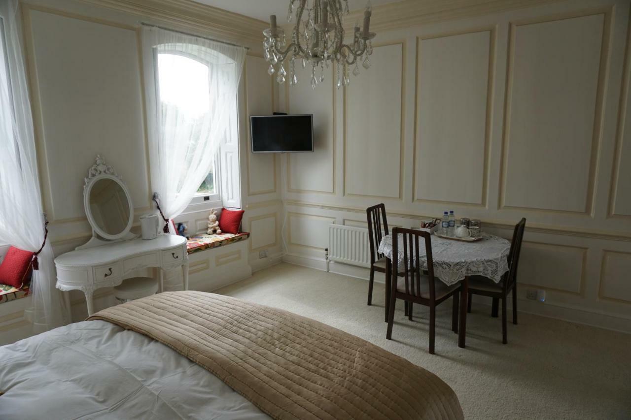 West Wing D'Isney Place. Lincoln Extérieur photo